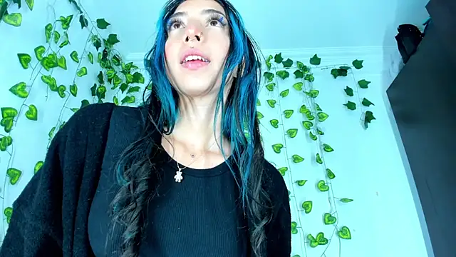 SaturnooStonee online show from 12/20/24, 05:36