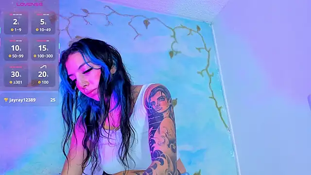 SaturnooStonee online show from 10/10/25, 06:01