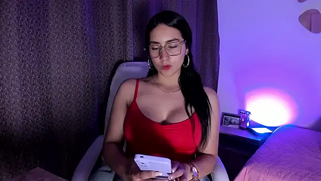 ValentinaaF online show from 09/09/25, 12:05