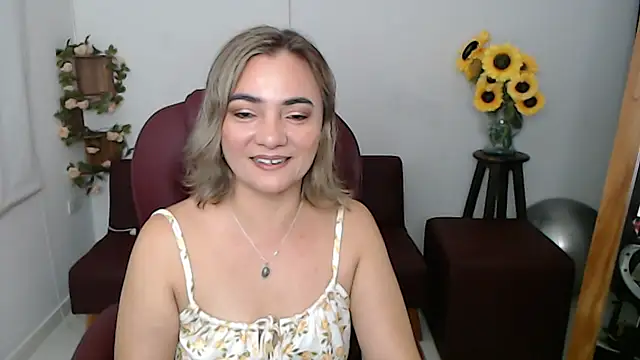 ana milf online show from 05/15/26, 02:46