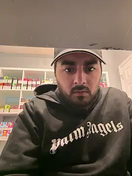 Snapshot of beautyandthebeast416 chatting on 03/16/25, 11:04 beautyandthebeast416 online show from 03/16/25, 11:04