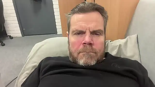 Snapshot of toptugger chatting on 01/30/25, 12:50 toptugger online show from 01/30/25, 12:50