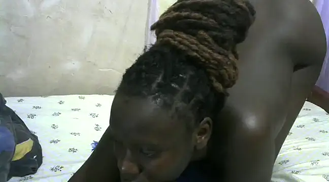 sexy butty  online show from 12/13/24, 07:43