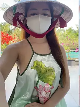 BabyThree  online show from 02/09/26, 09:46