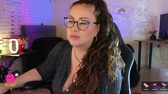 misskaassandraa online show from 09/29/25, 09:03