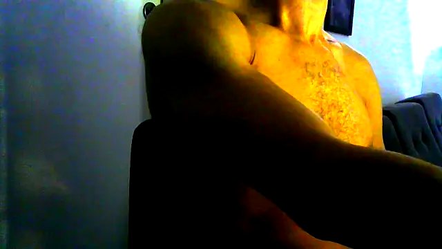 funguybr36 online show from 04/25/26, 06:38