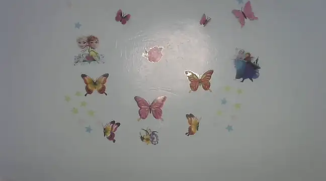 laetitia  online show from 03/04/25, 02:17