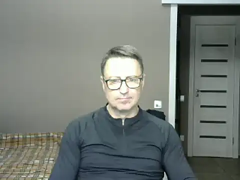 Snapshot of HarrySnake chatting on 01/29/25, 12:13 HarrySnake online show from 01/29/25, 12:13