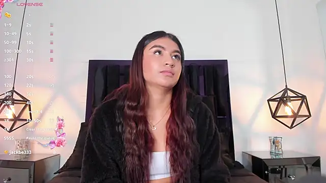 Snapshot of Zayda_1 chatting on 02/10/25, 12:08 Zayda 1 online show from 02/10/25, 12:08