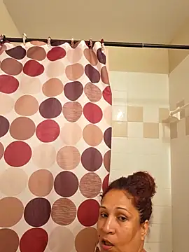 ladycreamypr2 online show from 05/27/26, 06:05