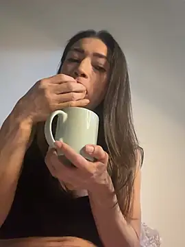 Snapshot of Yulia_sx chatting on 02/07/25, 01:15 Yulia sx online show from 02/07/25, 01:15