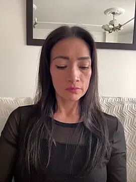 Yulia sx online show from 04/05/26, 09:01