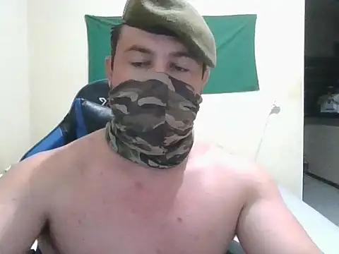 Snapshot of soldadinho001 chatting on 02/25/26, 01:37 soldadinho001 online show from 02/25/26, 01:37