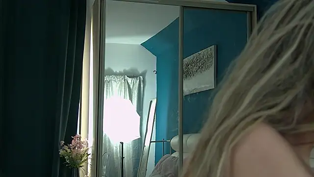 Yanira Muslim online show from 02/21/25, 08:29