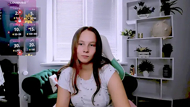 Ketrin n  online show from 10/13/25, 09:09