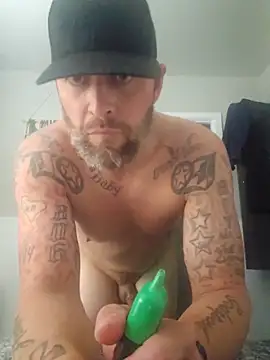 LongandEasy77 online show from 10/27/25, 08:40