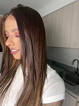 mariana lopez1 online show from 12/29/24, 11:50