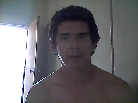 Snapshot of Marobronco chatting on 12/24/24, 02:12 Marobronco online show from 12/24/24, 02:12