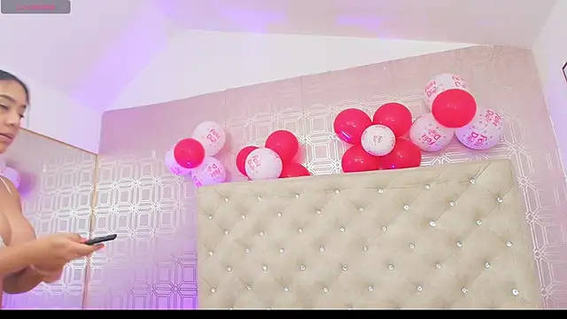 Sara Desire online show from 02/18/25, 12:28