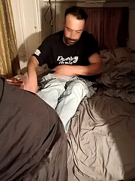 allissonw13 online show from 01/22/25, 02:37