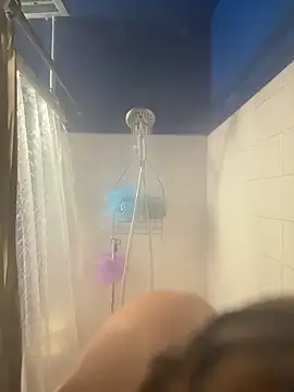 allissonw13 online show from 11/20/25, 07:52