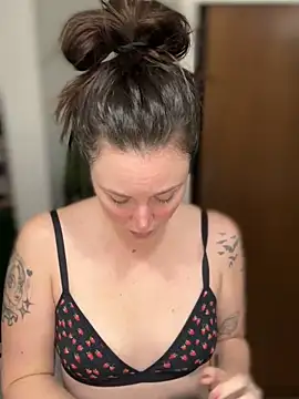 Blaze Baby online show from 02/10/26, 02:10