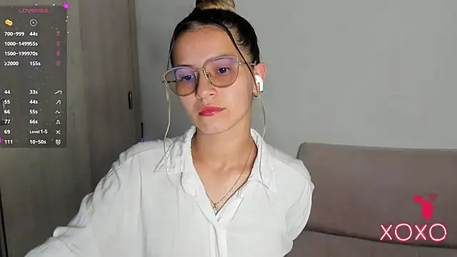 Lilacutte  online show from 09/21/25, 05:09