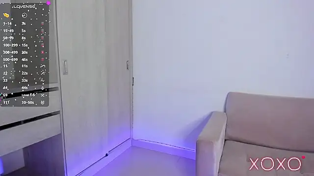 Lilacutte  online show from 03/11/26, 09:04