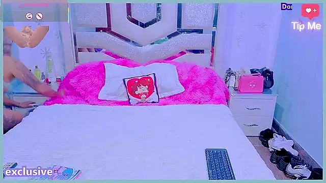 Snapshot of BONNYFETISHSEX chatting on 05/13/26, 05:38 BONNYFETISHSEX online show from 05/13/26, 05:38