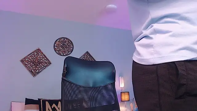 JeremyLowe online show from 01/21/25, 01:11