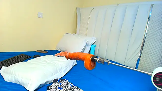 sweet essin online show from 04/21/26, 01:42