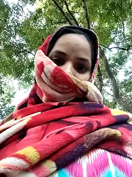 Snapshot of Hot-rubina chatting on 01/17/25, 11:27 Hot-rubina online show from 01/17/25, 11:27