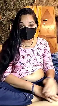 Snapshot of Hot-rubina chatting on 01/18/25, 09:13 Hot-rubina online show from 01/18/25, 09:13