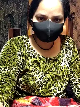 Snapshot of Hot-rubina chatting on 02/07/25, 10:30 Hot-rubina online show from 02/07/25, 10:30