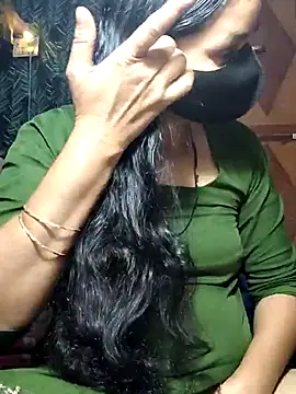 Snapshot of Hot-rubina chatting on 03/03/25, 11:24 Hot-rubina online show from 03/03/25, 11:24