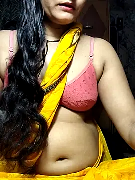 Snapshot of Hot-rubina chatting on 03/19/25, 11:14 Hot-rubina online show from 03/19/25, 11:14