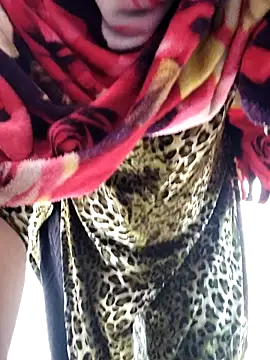 Snapshot of Hot-rubina chatting on 11/05/25, 02:11 Hot-rubina online show from 11/05/25, 02:11