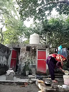 Snapshot of Hot-rubina chatting on 11/25/25, 04:34 Hot-rubina online show from 11/25/25, 04:34