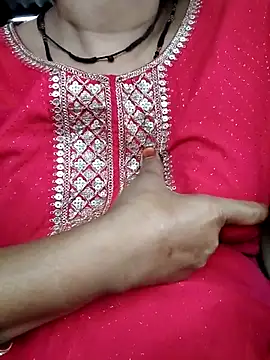 Snapshot of Hot-rubina chatting on 01/07/26, 06:05 Hot-rubina online show from 01/07/26, 06:05