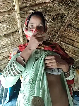 Snapshot of Hot-rubina chatting on 02/07/26, 09:35 Hot-rubina online show from 02/07/26, 09:35