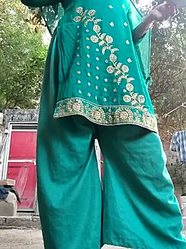 Hot-rubina online show from 04/14/26, 12:22