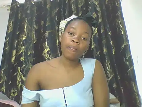 Snapshot of _Becky002 chatting on 10/08/25, 08:34 Becky002 online show from 10/08/25, 08:34