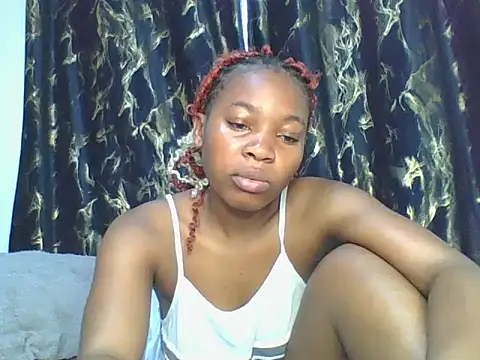 Snapshot of _Becky002 chatting on 10/24/25, 08:55 Becky002 online show from 10/24/25, 08:55