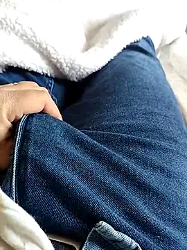 A man in public online show from 04/14/26, 12:00