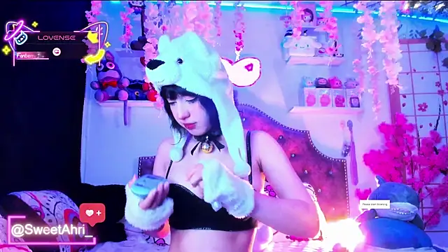 SweetAhri online show from 01/14/26, 01:22