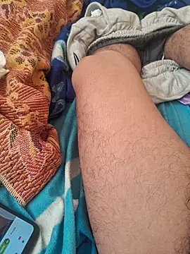 Snapshot of yersonx chatting on 10/23/25, 03:33 yersonx online show from 10/23/25, 03:33