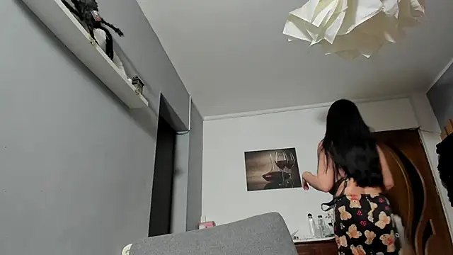 SexxyMeriem online show from 02/16/26, 05:53