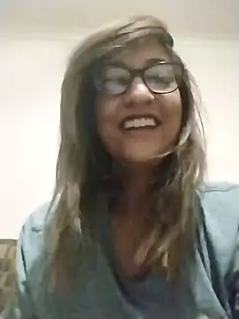 Snapshot of karmicQueen669 chatting on 10/22/25, 01:06 karmicQueen669 online show from 10/22/25, 01:06