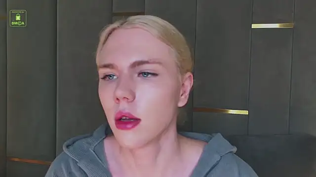 Snapshot of DanielPaige_ chatting on 01/11/25, 03:42 DanielPaige online show from 01/11/25, 03:42