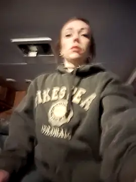 Genevieve143 online show from 03/17/26, 12:15